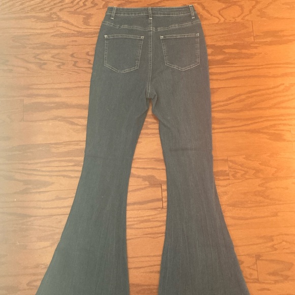 High waisted flare leg jeans - Picture 3 of 5